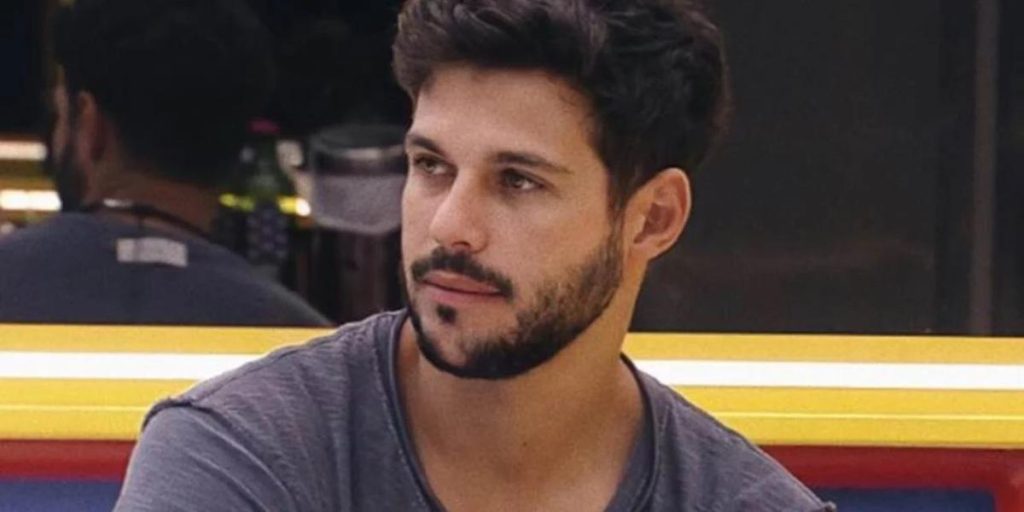 Rodrigo Mussi fala e anda, mas não lembra de memórias do BBB, diz irmão