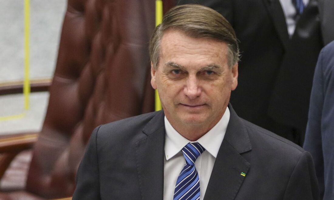 Governo Bolsonaro impôs 1.108 sigilos de cem anos, sendo 413 considerados indevidos