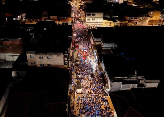 Eduardo Honório encerra campanha levando multidão às ruas de Goiana