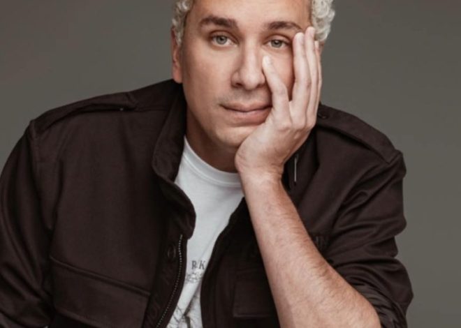 Rafael Portugal sobe aos palcos de Recife com show de humor no Teatro Guararapes